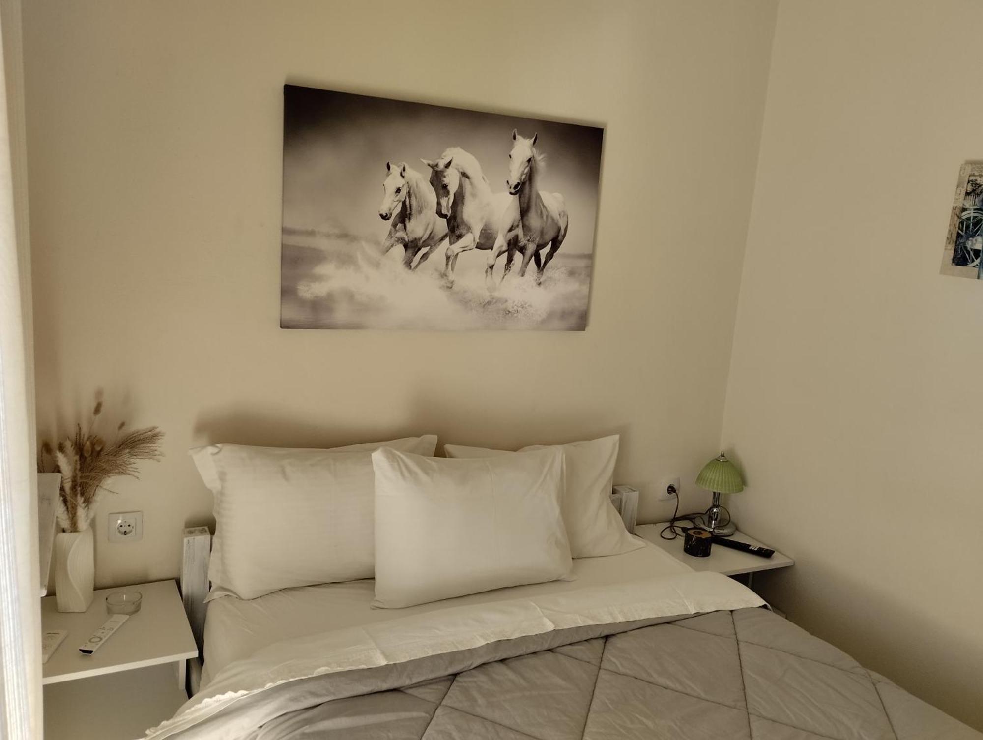Sea Waves Apartments Nea Epidhavros Bagian luar foto